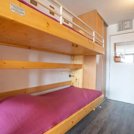 Apartment Grandes Platieres I-26 By Interhome *